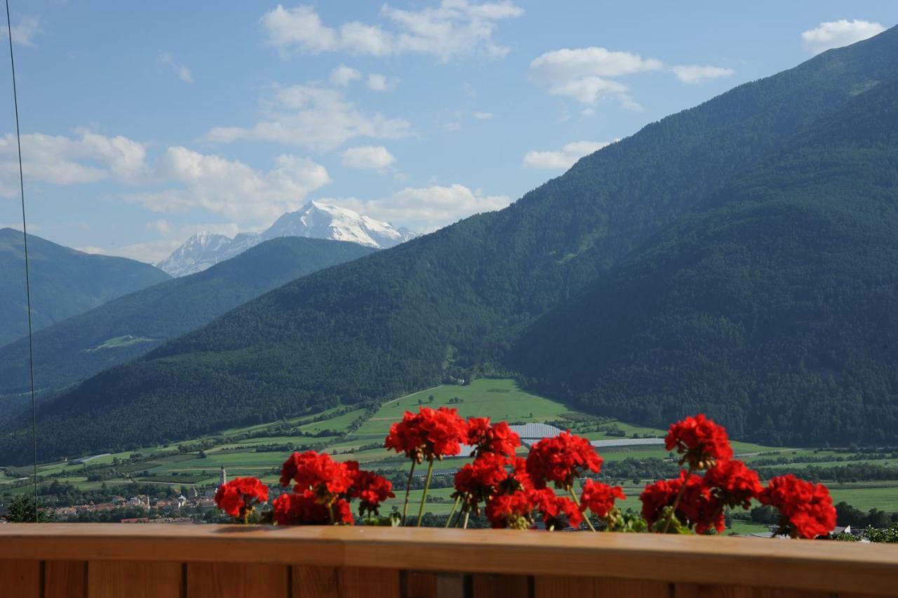 Pension Ortlerblick Mals im Vinschgau Exterior foto